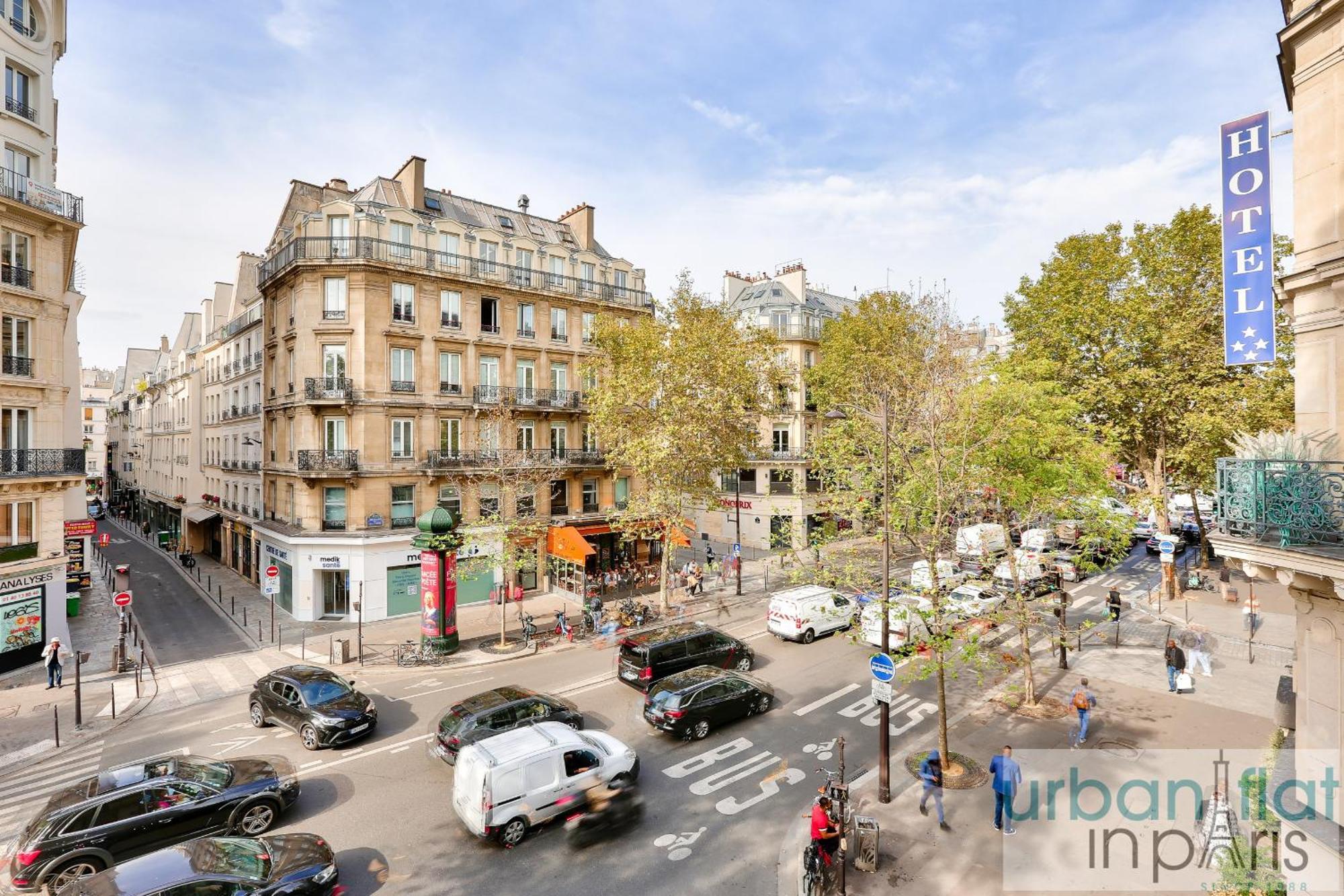 60-Luxury Parisian Home Sebastopol Экстерьер фото
