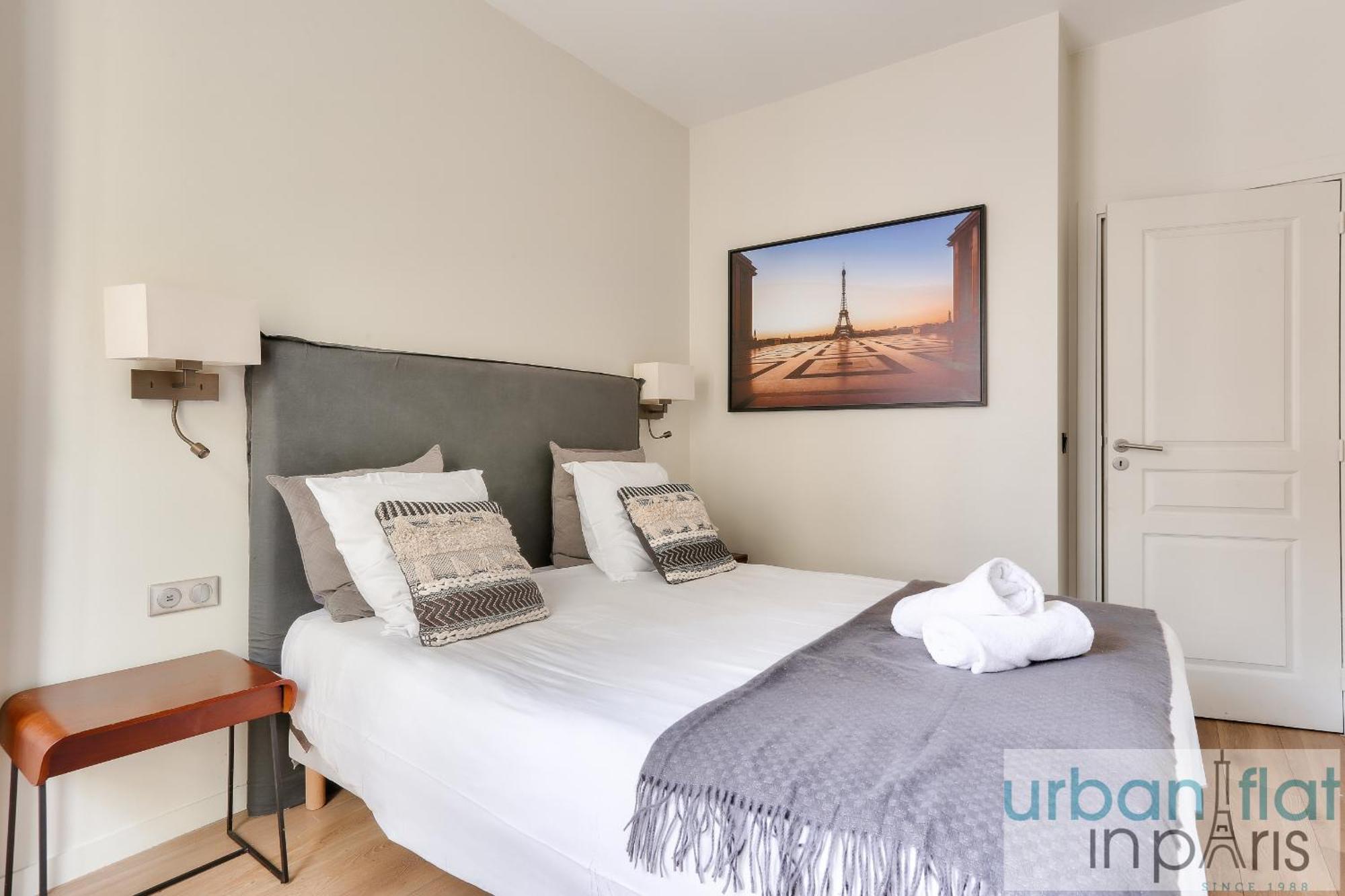 60-Luxury Parisian Home Sebastopol Экстерьер фото
