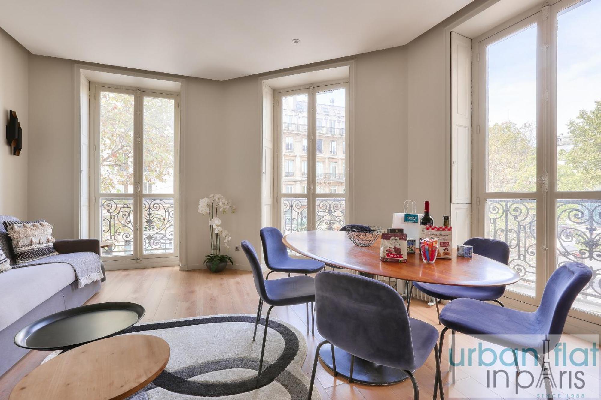 60-Luxury Parisian Home Sebastopol Экстерьер фото