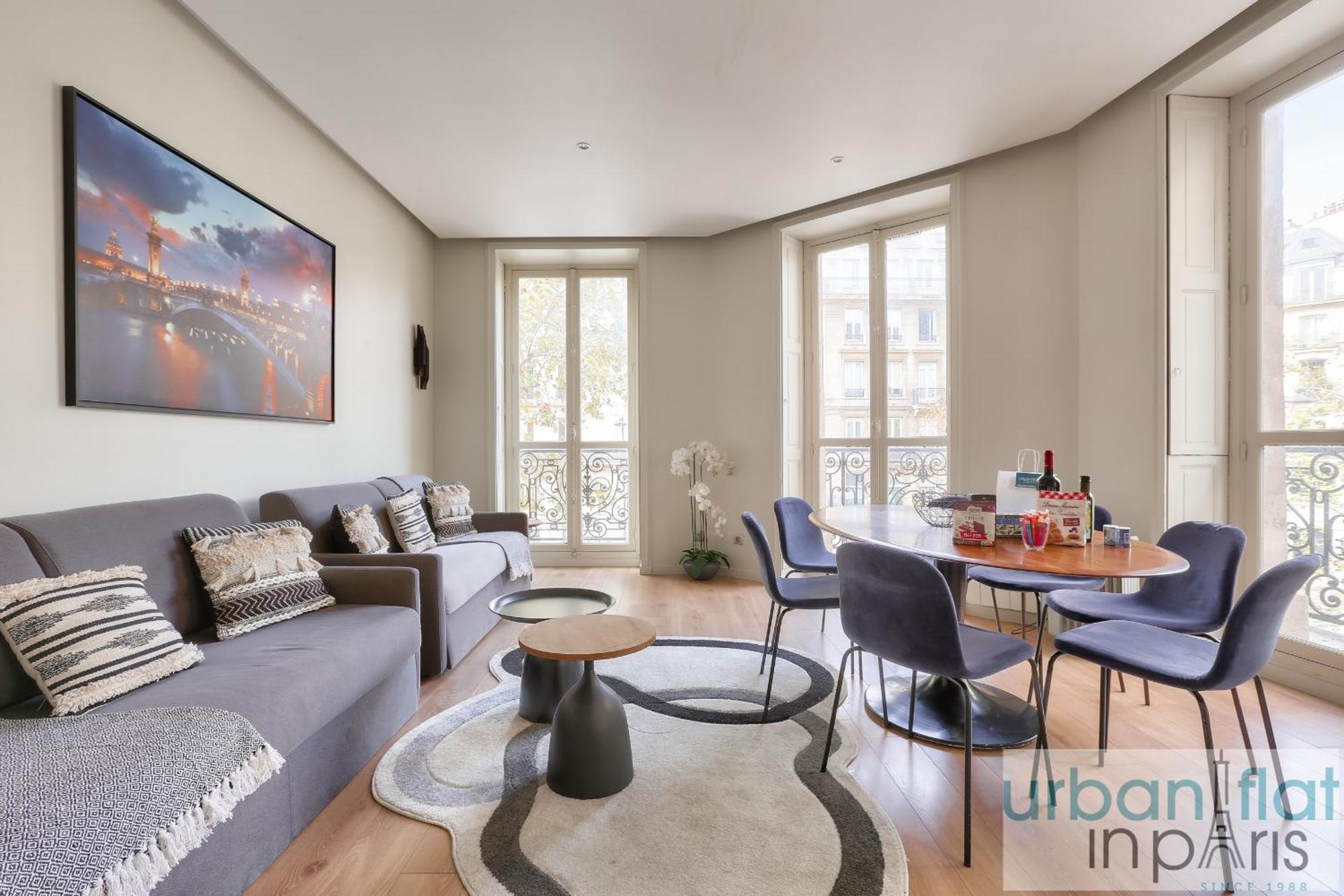 60-Luxury Parisian Home Sebastopol Экстерьер фото